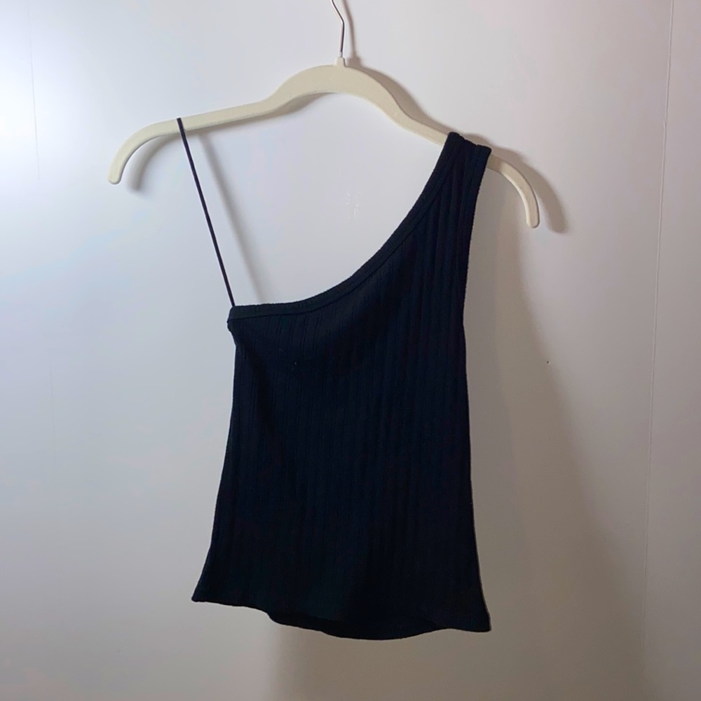 Black one strap tank top. Size: extra small